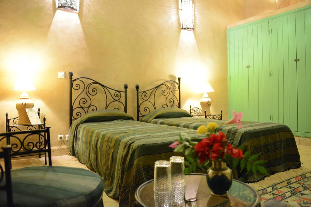 Hotel Riad Ain Khadra Taroudant Esterno foto