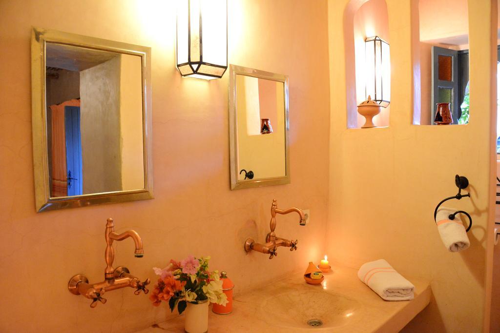 Hotel Riad Ain Khadra Taroudant Esterno foto